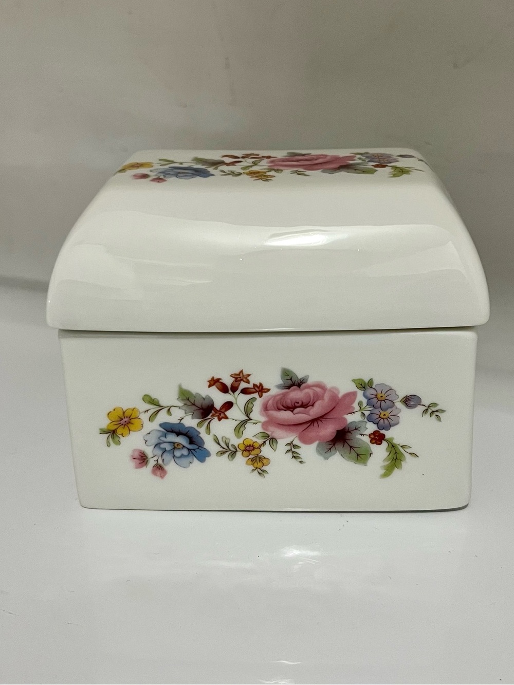 Portugese Porcelain Floral Jewelry Trinket Box w/ Lid